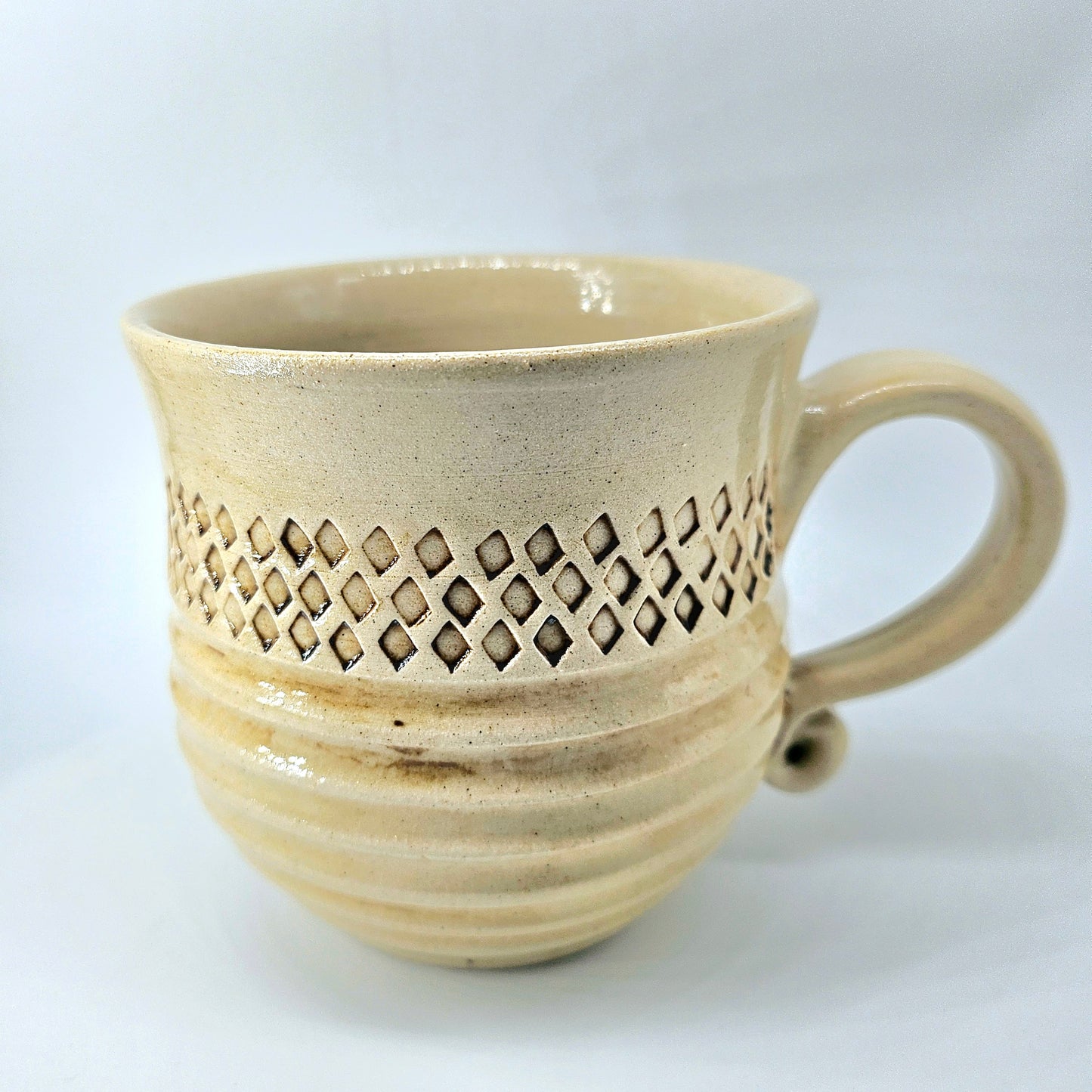 TradiTon Bauchtasse mit Stempeldekor