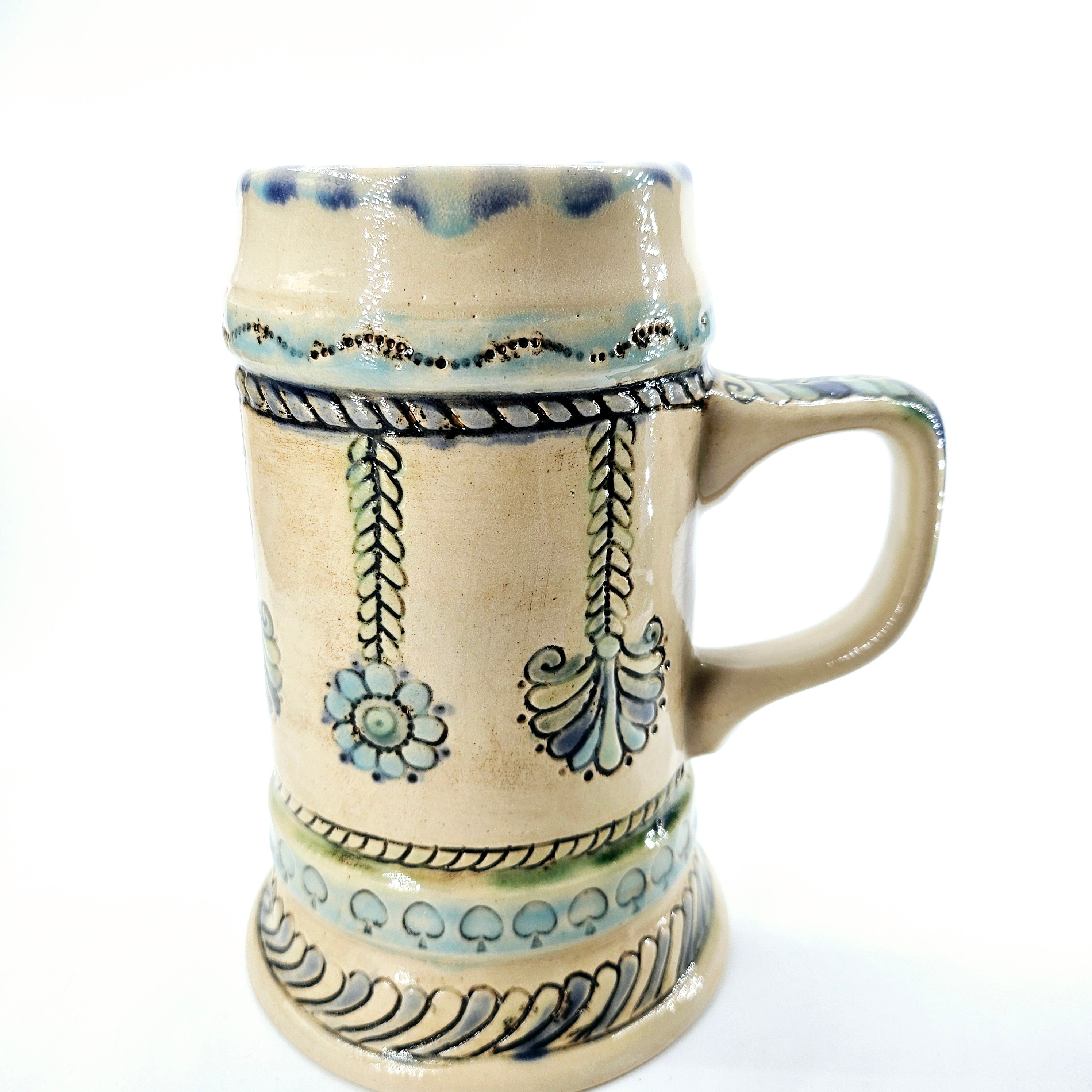 TradiTon Bierkrug bunt mit historischem Dekor