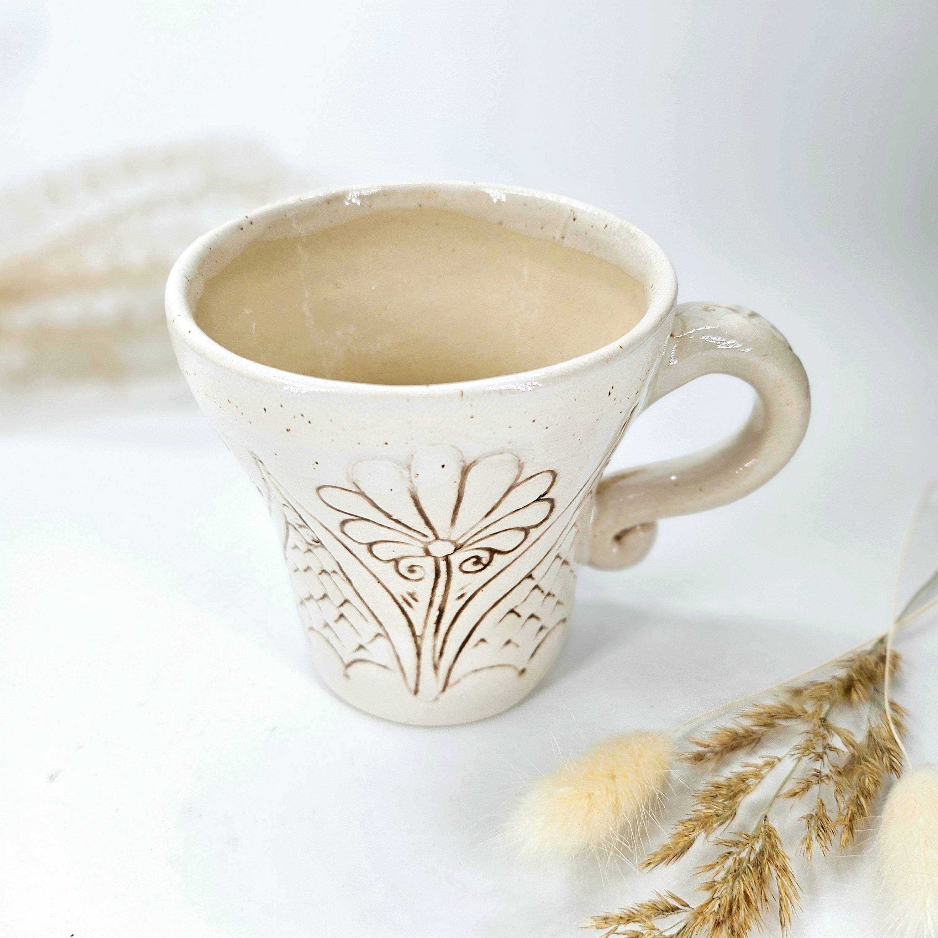 TradiTon Kaffeetasse mit historischem Dekor