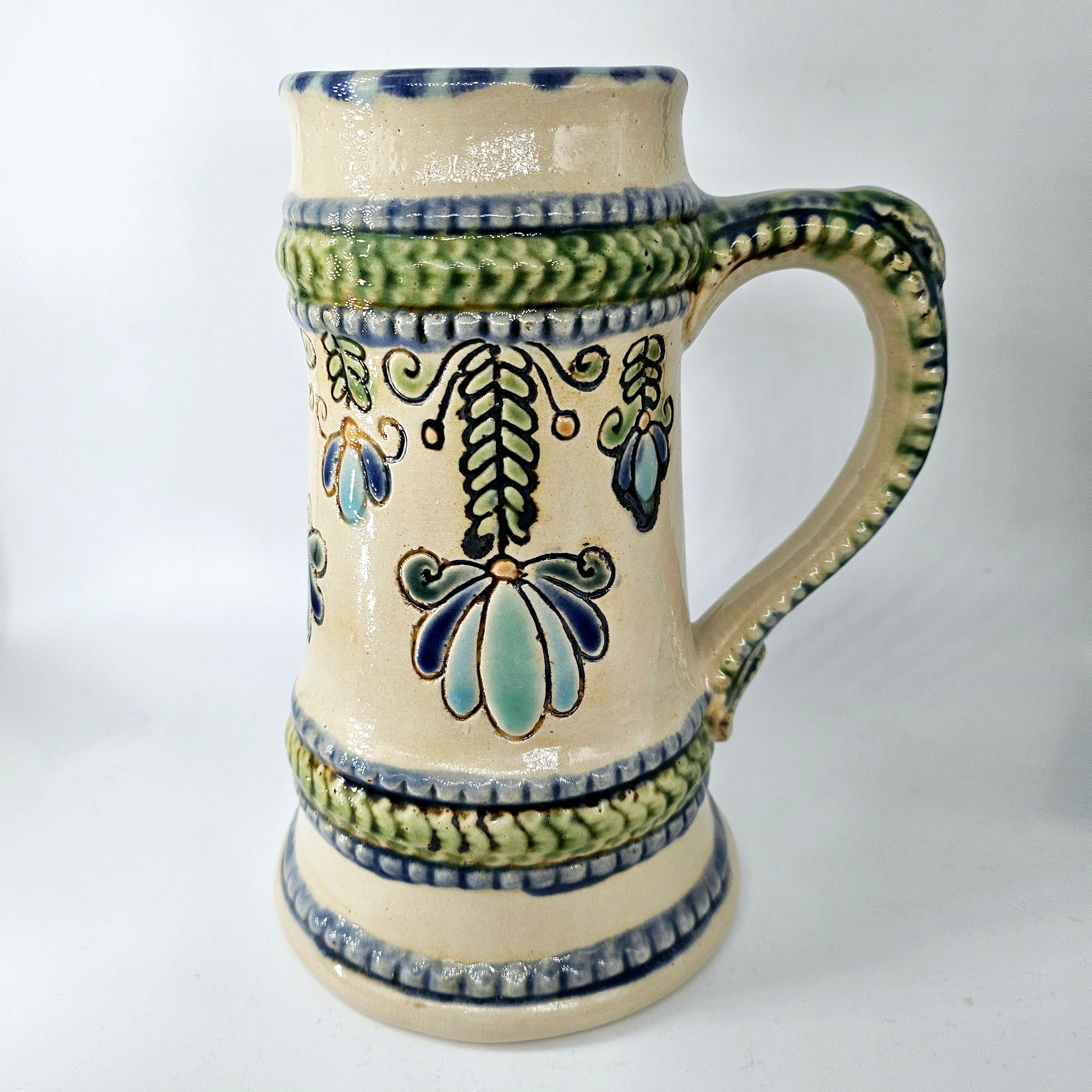 TradiTon Bierkrug bunt mit historischem Dekor