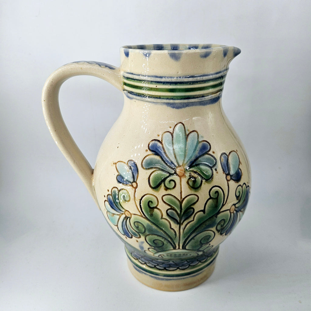 TradiTon Wasserkrug mit historischem Dekor