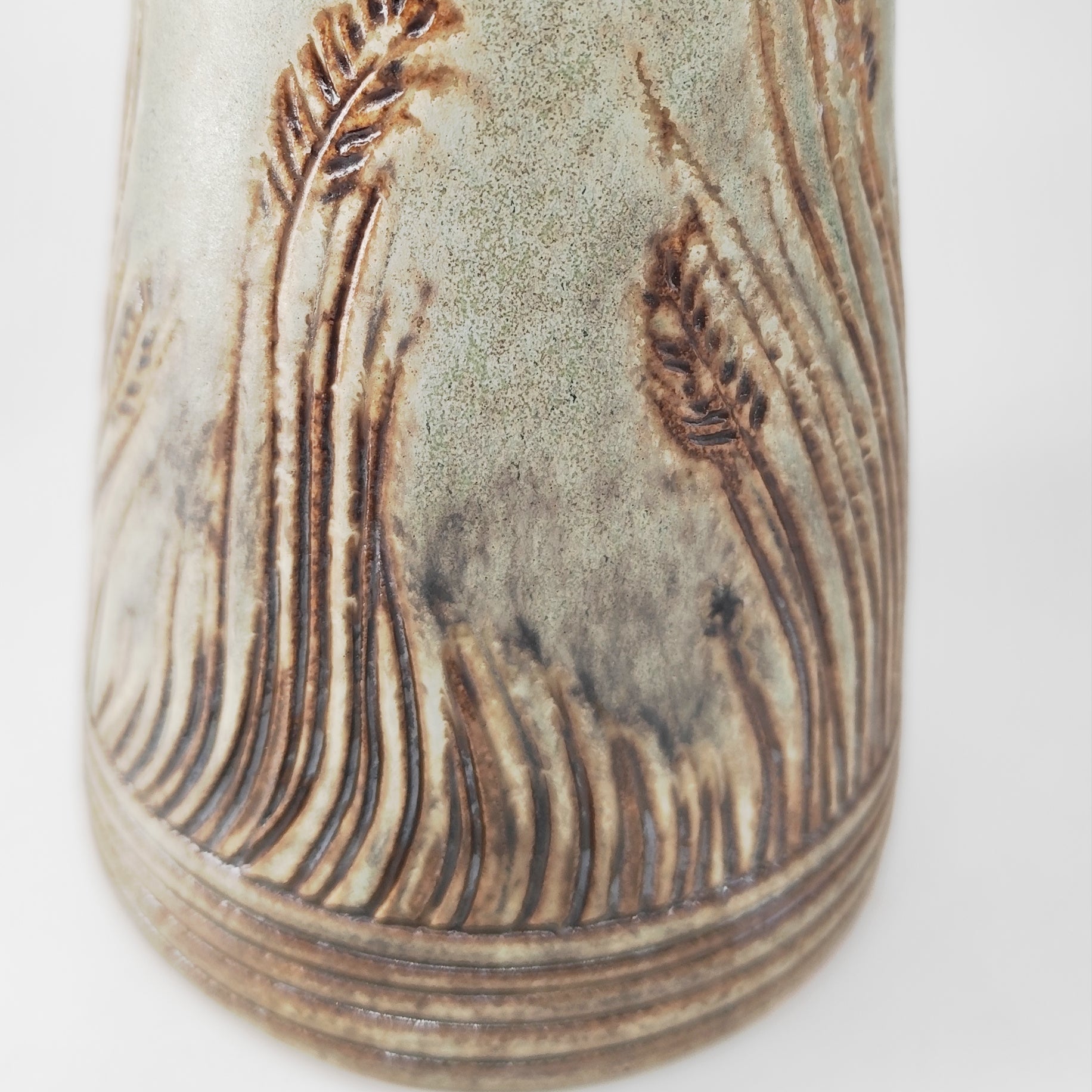 InnovaTon Vase schmal handgemacht mit Gräser Design