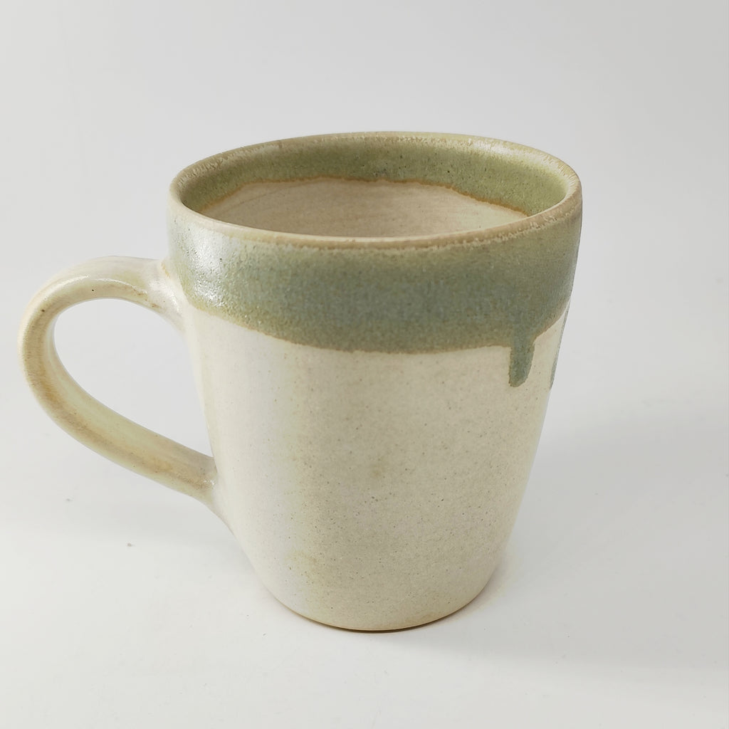 Innova Teetasse handgemacht