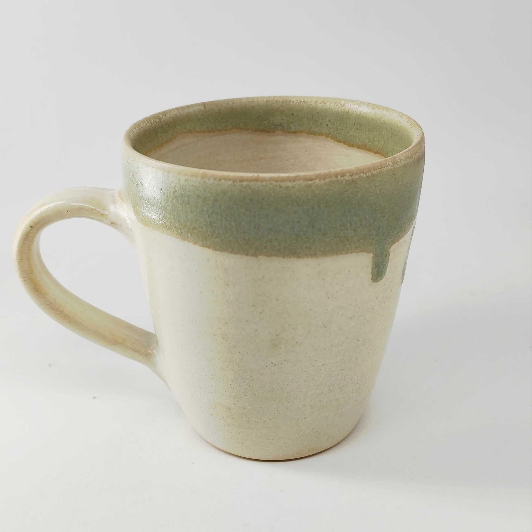 Innova Teetasse handgemacht